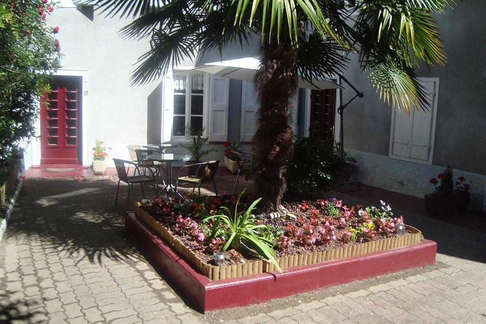 Hotel Confort 09 Ou Hc-09 Tarascon-sur-Ariege Exterior photo